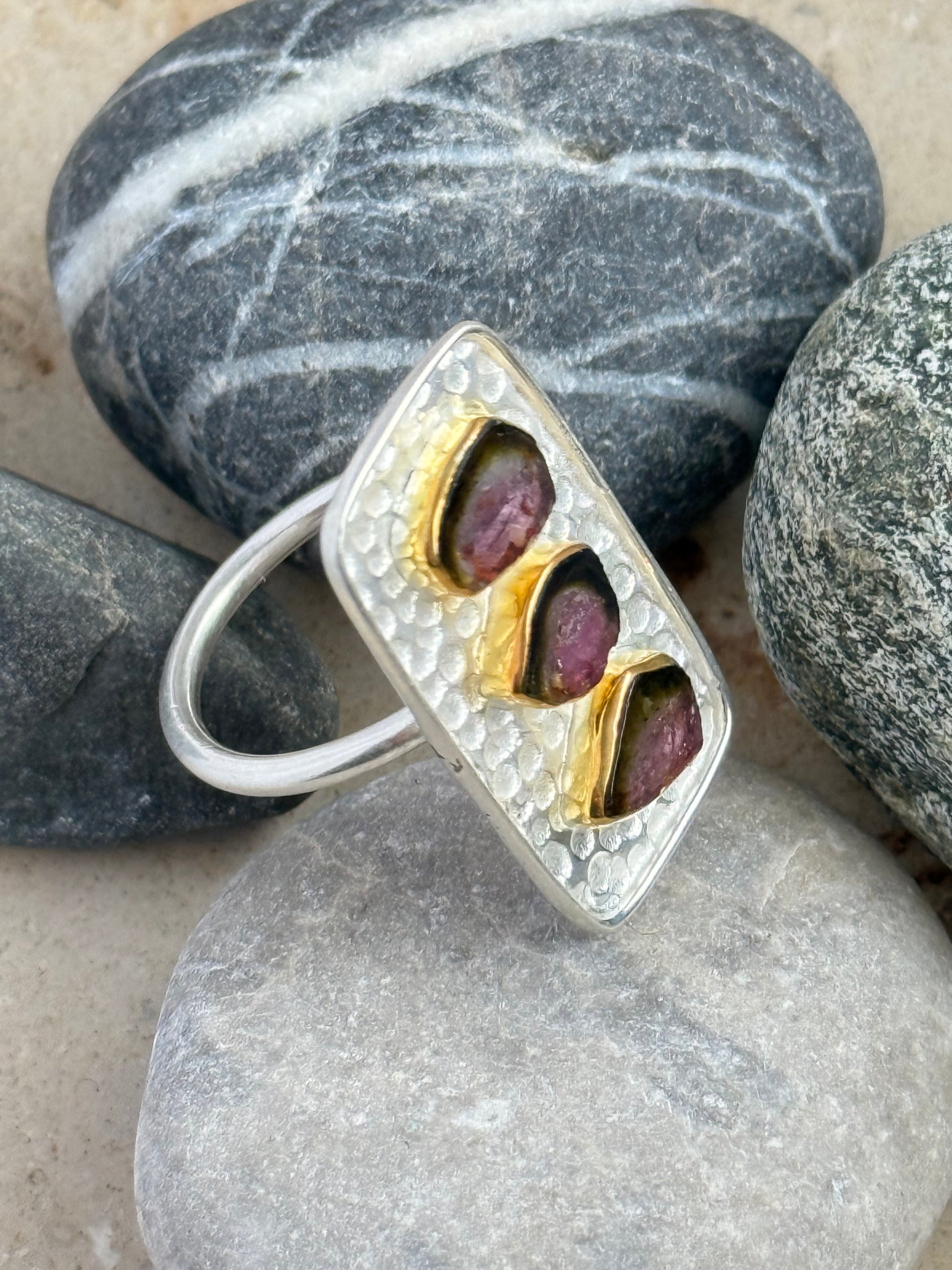 Sidabrinis žiedas su arbūziniu turmalinu / 16 dydis