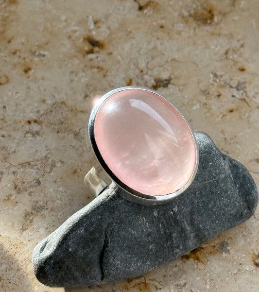 Sidabrinis žiedas su rožiniu kvarcu / 20 dydis