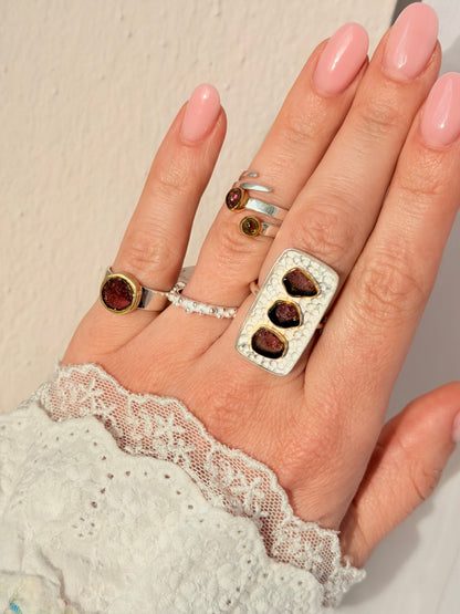 Sidabrinis žiedas su turmalinais / 15 dydis