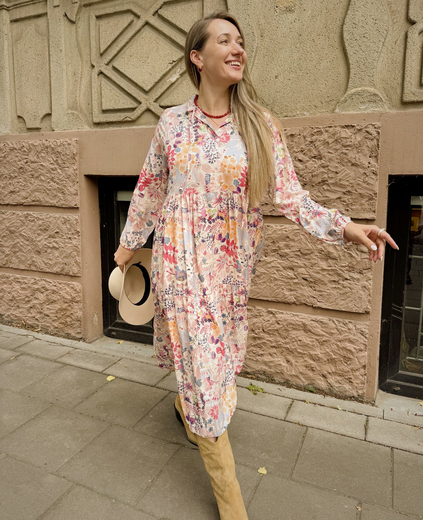 Suknelė “Meilės pieva”