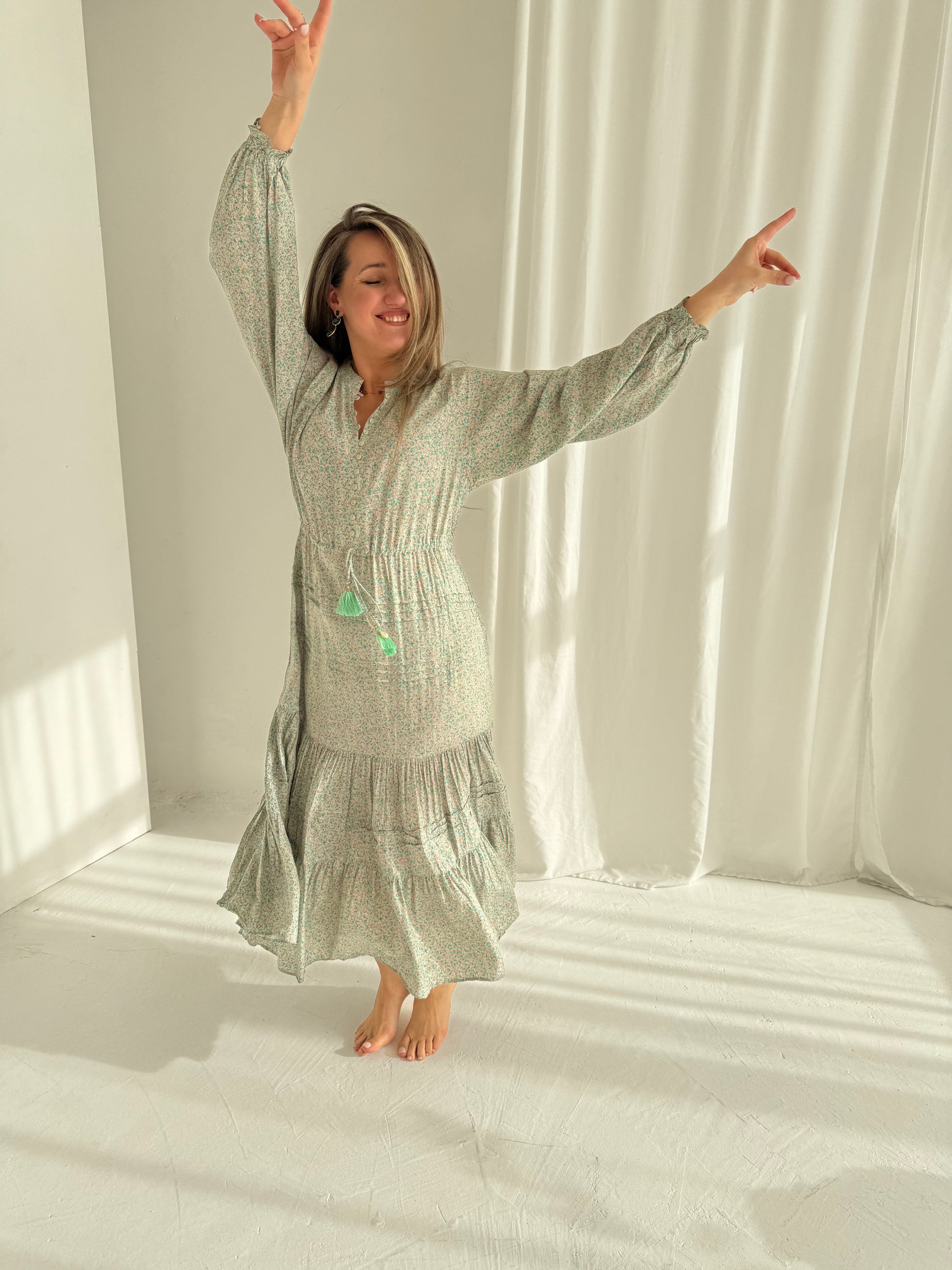 Suknelė "Žydintis Mėnulis”