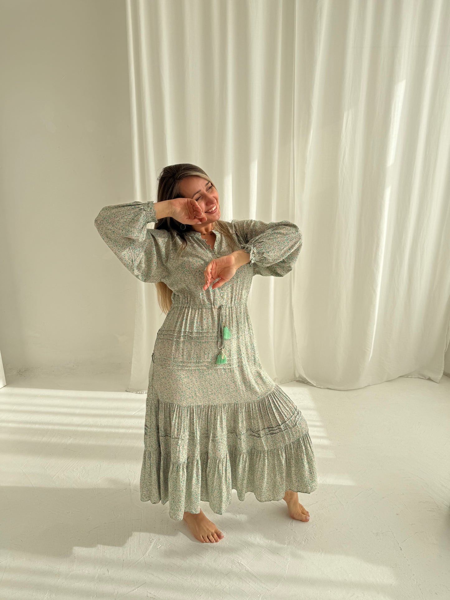 Suknelė "Žydintis Mėnulis”