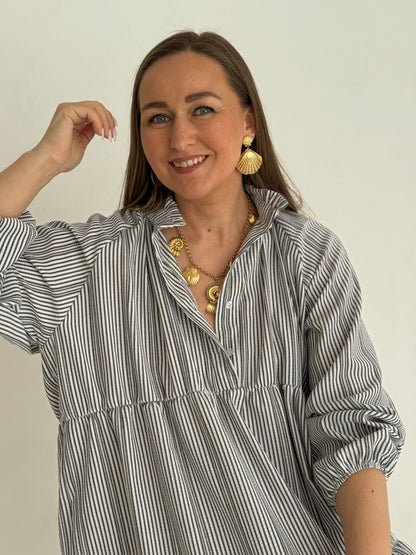 Trumpa suknelė "Linijos”