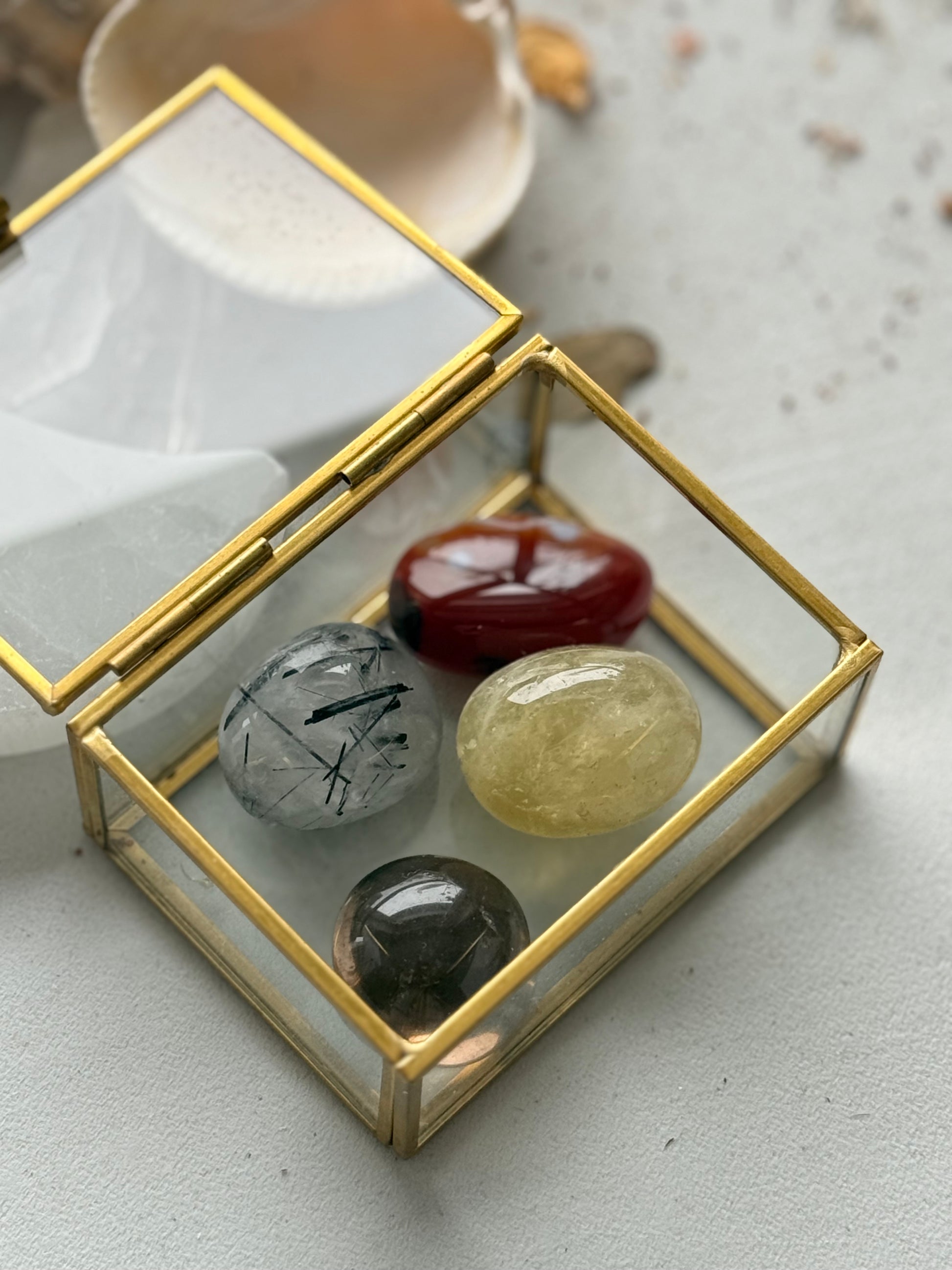 Turmalino kvarco kristalas