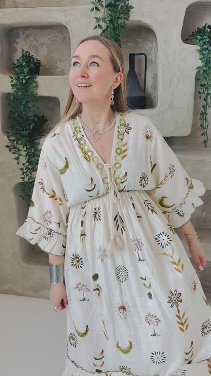 Suknelė "Žydintis Mėnulis"